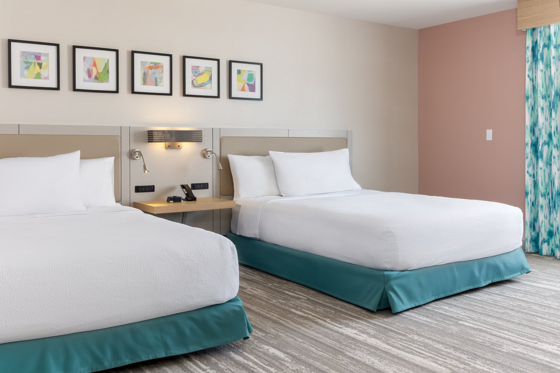 Hilton Garden Inn Walnut Creek - Tap to explore photos