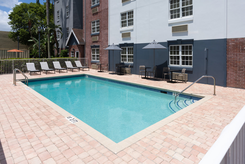 Candlewood Suites MIAMI - DORAL by IHG