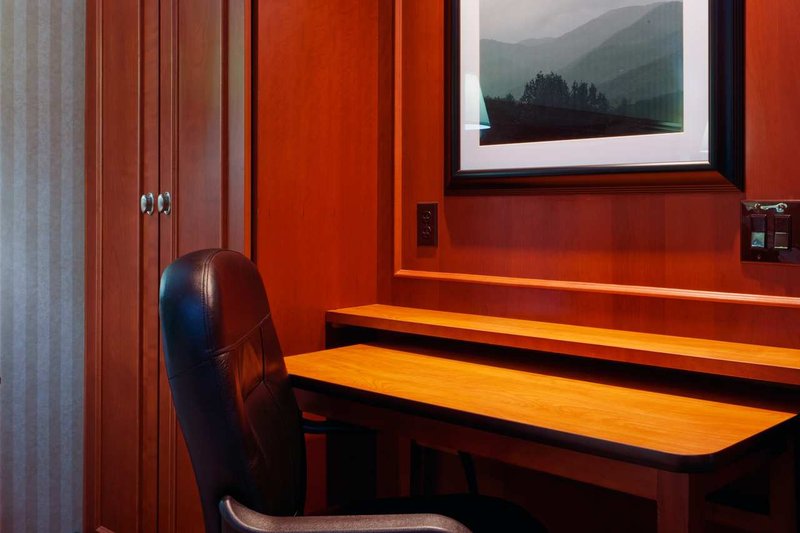 Hampton Inn Charlottesville - Charlottesville, VA