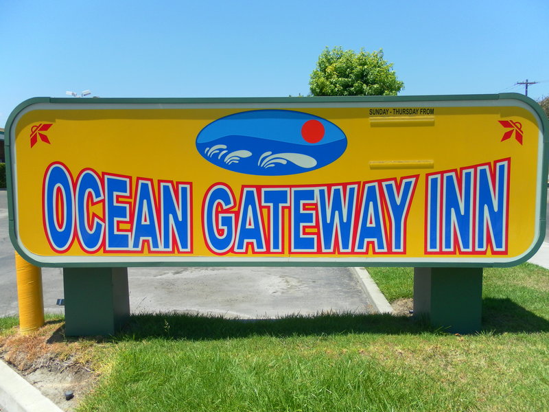 Ocean Gateway Inn - Santa Paula, CA