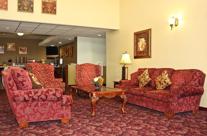 Best Western - Pewaukee, WI