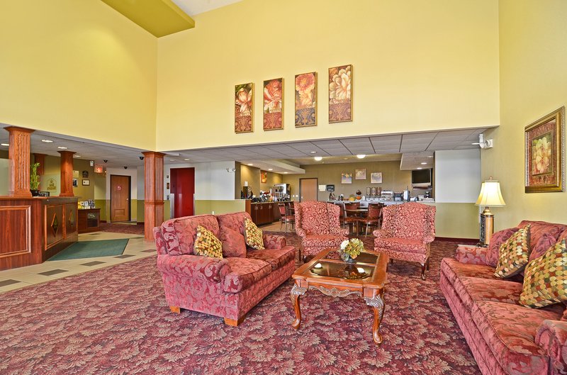 Best Western - Pewaukee, WI