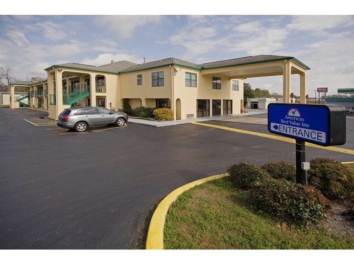 Americas Best Value Inn - Cairo, GA