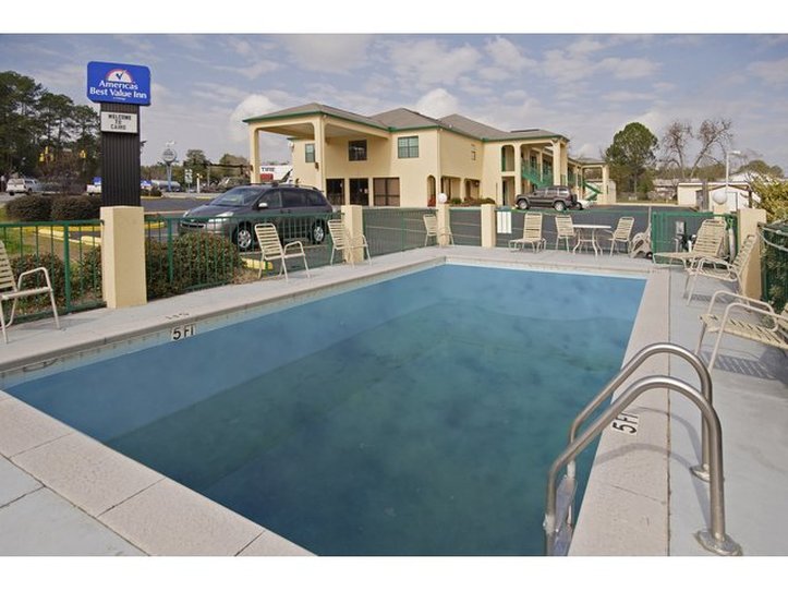 Americas Best Value Inn - Cairo, GA