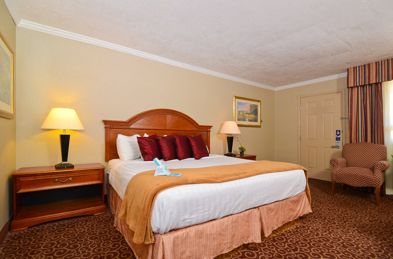 BEST WESTERN Turquoise Inn & Suites - Cortez, CO