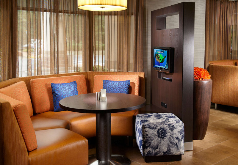 Courtyard By Marriott Atlanta Alpharetta - Alpharetta, GA