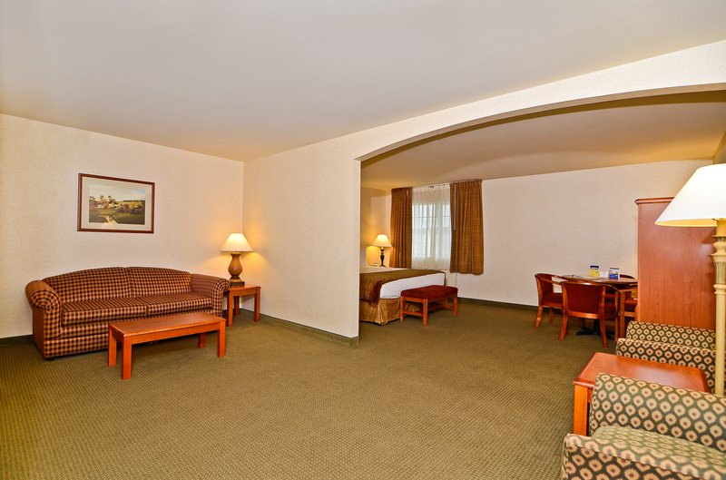 BEST WESTERN Oak Meadows Inn - Saint Helens, OR