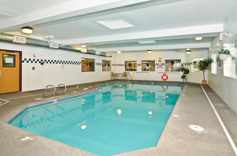 BEST WESTERN Oak Meadows Inn - Saint Helens, OR