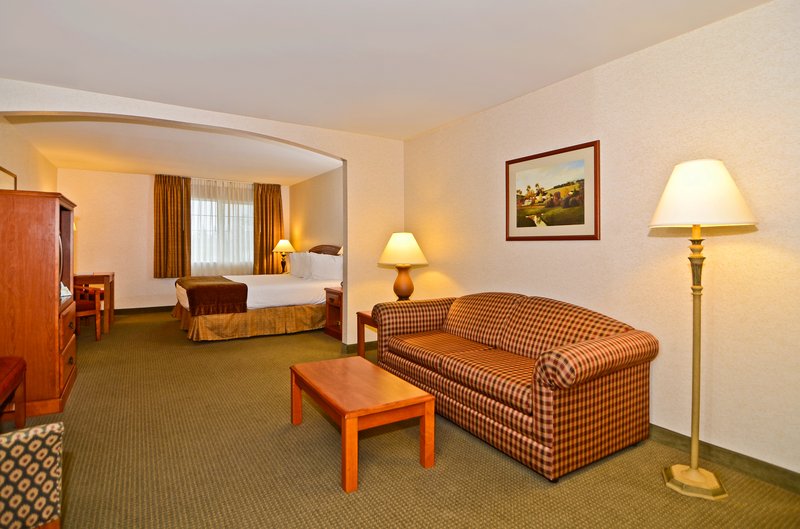 BEST WESTERN Oak Meadows Inn - Saint Helens, OR