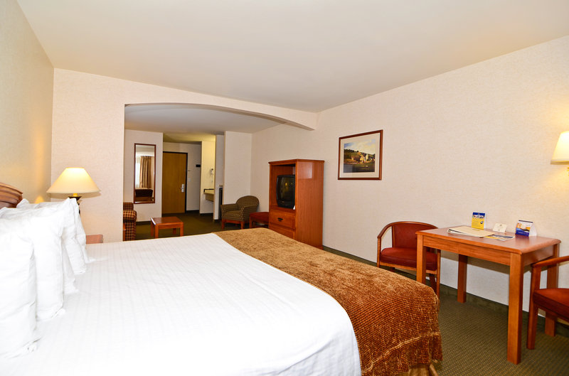 BEST WESTERN Oak Meadows Inn - Saint Helens, OR