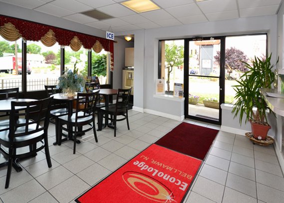 Econo Lodge - Bellmawr, NJ