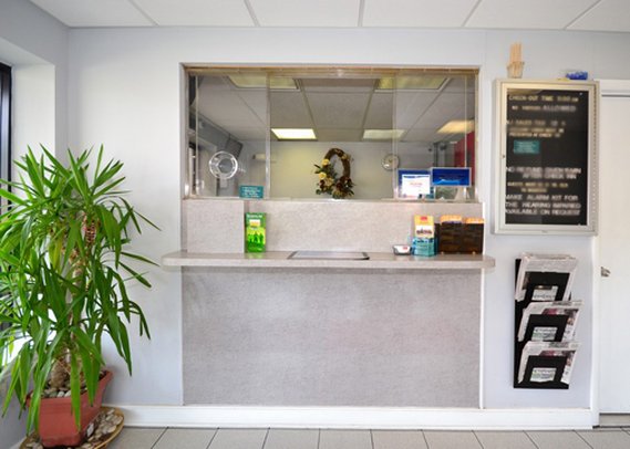 Econo Lodge - Bellmawr, NJ