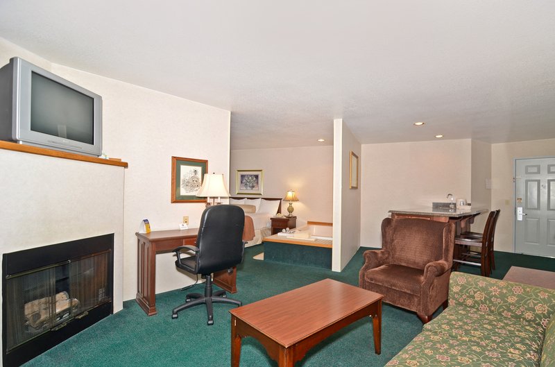 BEST WESTERN Salbasgeon Inn & Suites Of Reedsport - Reedsport, OR