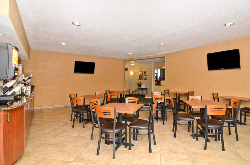 Best Western - Wisconsin Dells, WI
