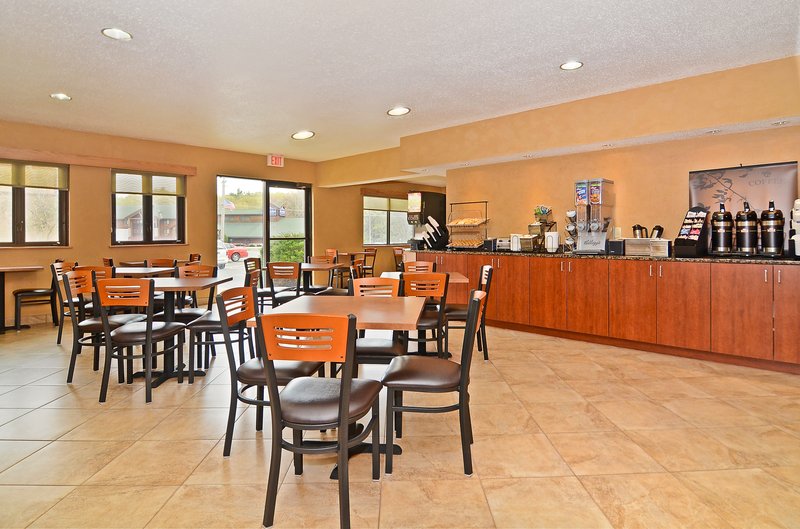 Best Western - Wisconsin Dells, WI