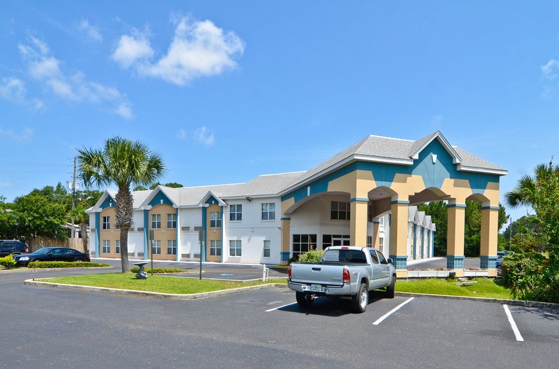 Suites - Panama City, FL