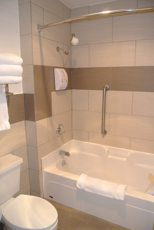 BEST WESTERN Grand Manor Inn & Suites - Corvallis, OR