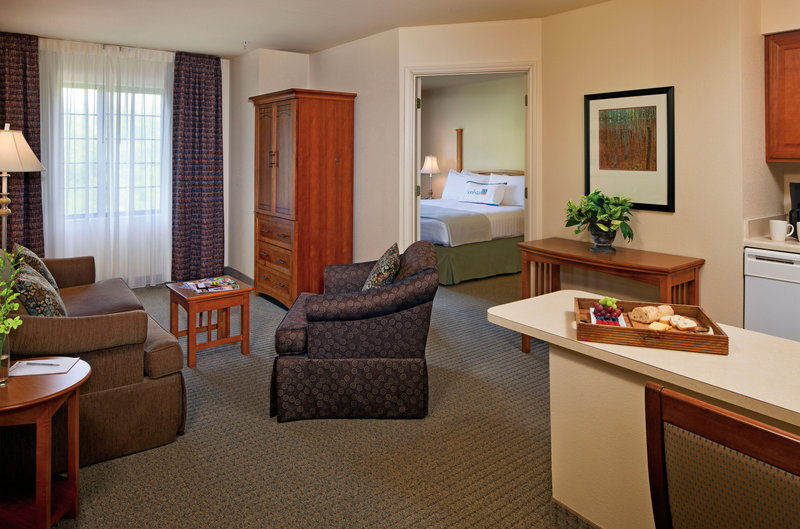 Staybridge Suites Boston-Andover - Andover, MA