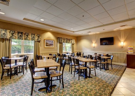 Comfort Suites - Freeport, ME