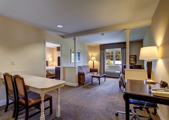 Comfort Suites - Freeport, ME