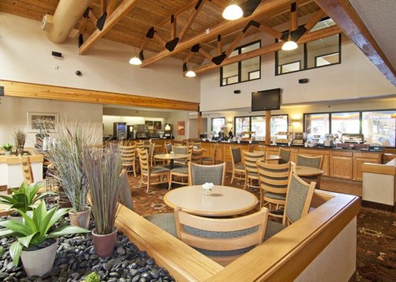 Comfort Inn West