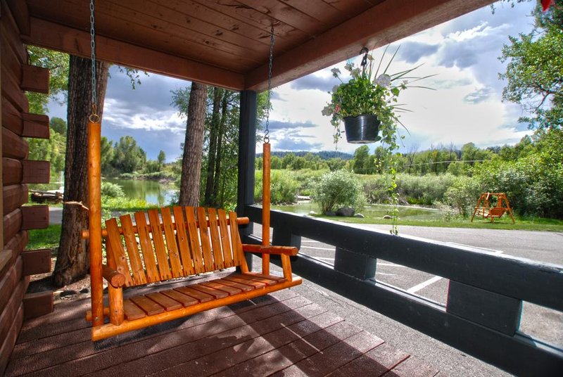 High Country Lodge & Cabins - Pagosa Springs, CO
