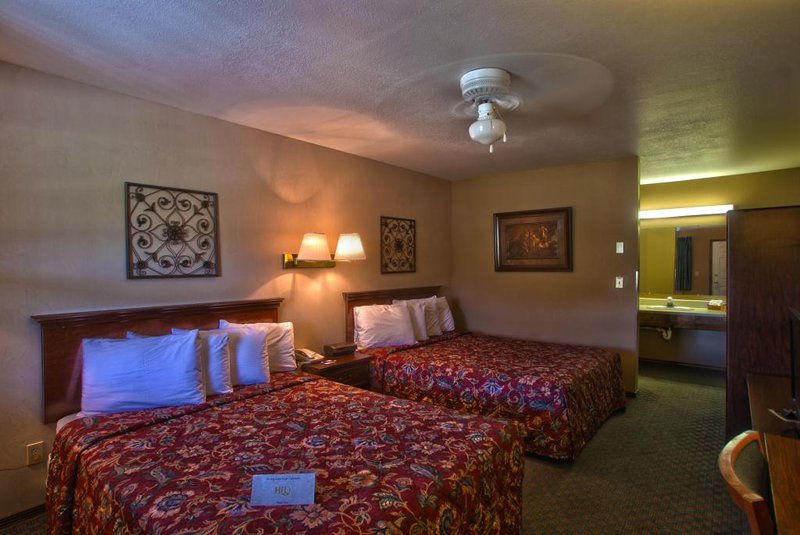 High Country Lodge & Cabins - Pagosa Springs, CO