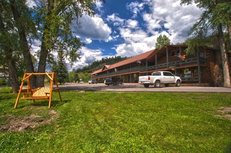 High Country Lodge & Cabins - Pagosa Springs, CO