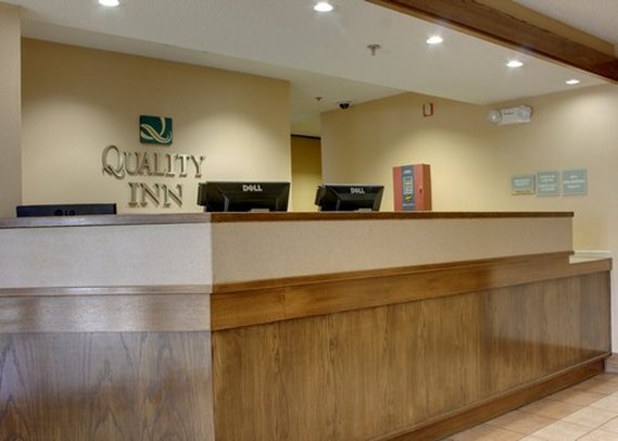 Quality Inn - Saint Robert, MO