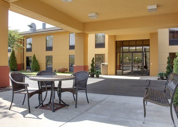 Quality Inn - Saint Robert, MO