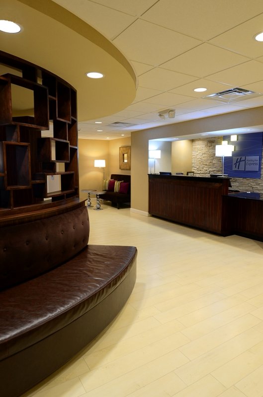 Holiday Inn Express-Hampton - Hampton, VA