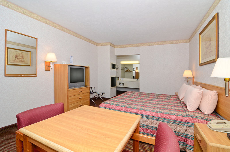 Americas Best Value Inn - Brandon, MS