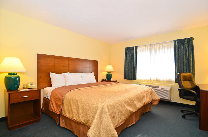 Best Western - Wisconsin Dells, WI