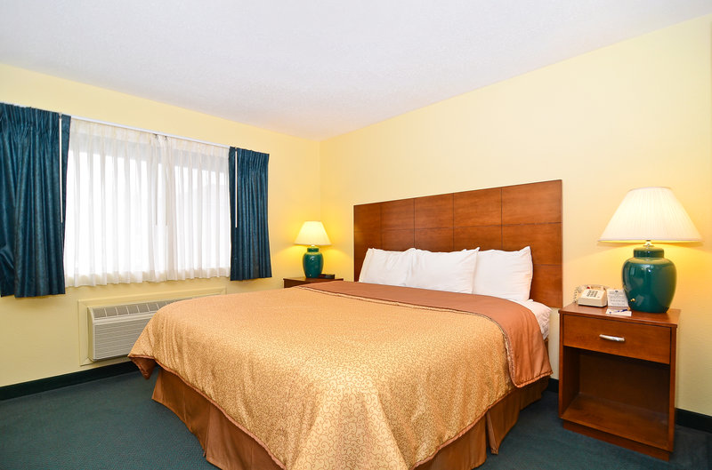 Best Western - Wisconsin Dells, WI