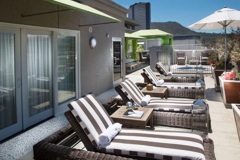 Hotel Amarano Burbank - Burbank, CA