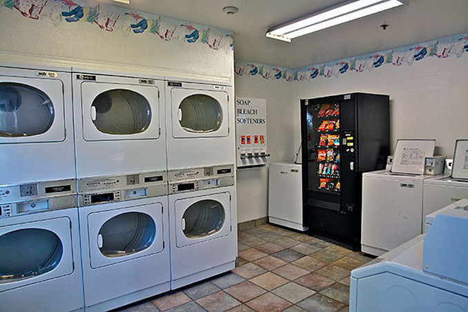 Star Furniture - San Antonio, TX