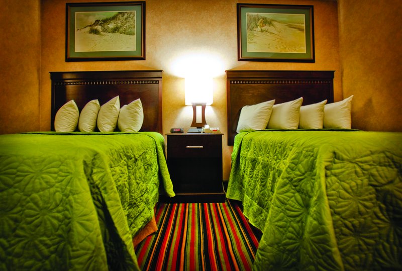 Beach Quarters Resort Rsrvtns - Virginia Beach, VA
