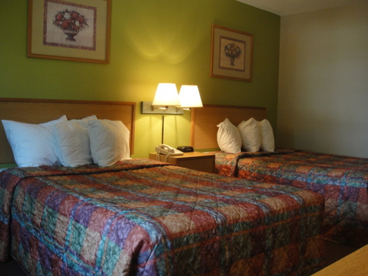 Americas Best Value Inn - Geneseo, IL