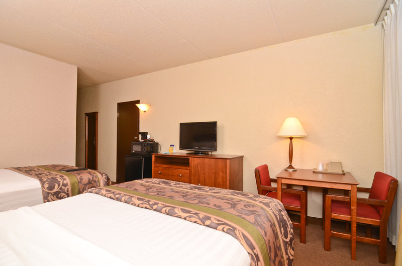 Baymont Inn & Suites-Fargo - Fargo, ND