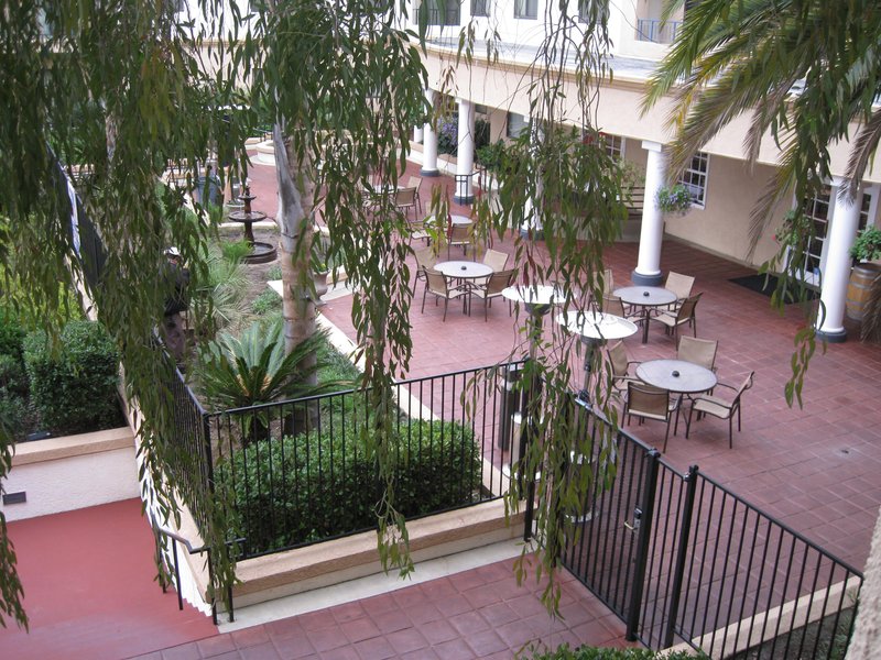 Embassy Suites By Hilton Temecula Valley Wine Country - Temecula, CA