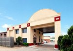Econo Lodge Inn & Suites