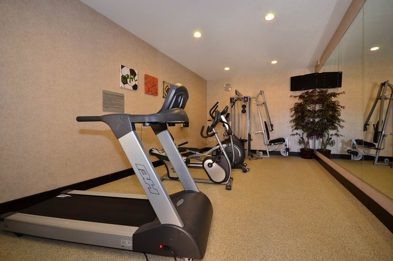 Best Western Plus-Lytle Inn - Lytle, TX