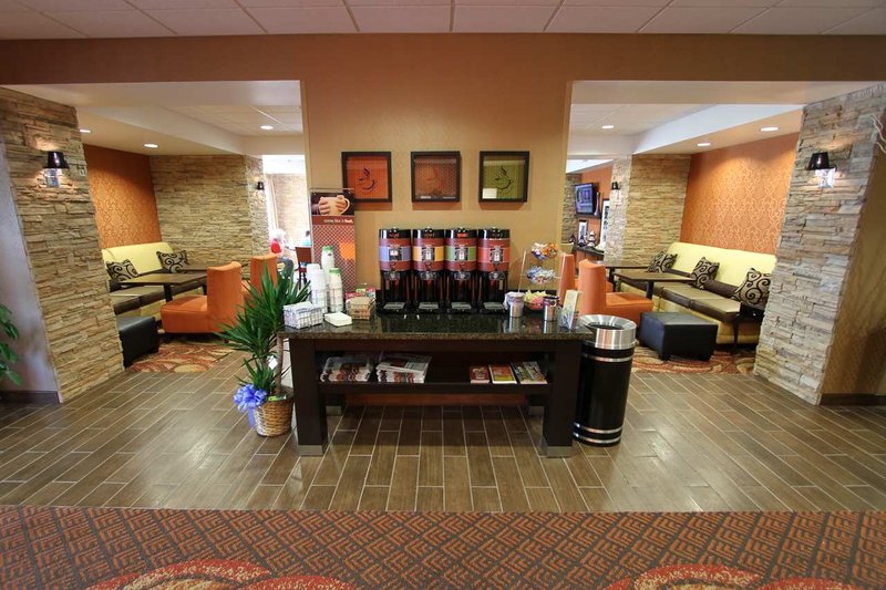 Hampton Inn Clinton - Clinton, IA