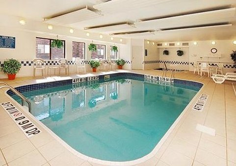 Quality Inn East - Fargo, ND