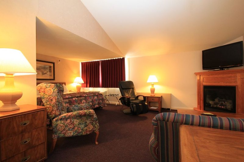 Fireside Inn & Suites Waterville
