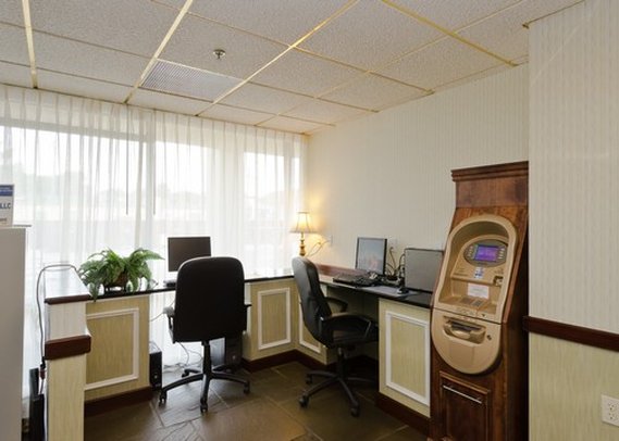 Quality Inn & Suites - Laurel, MD