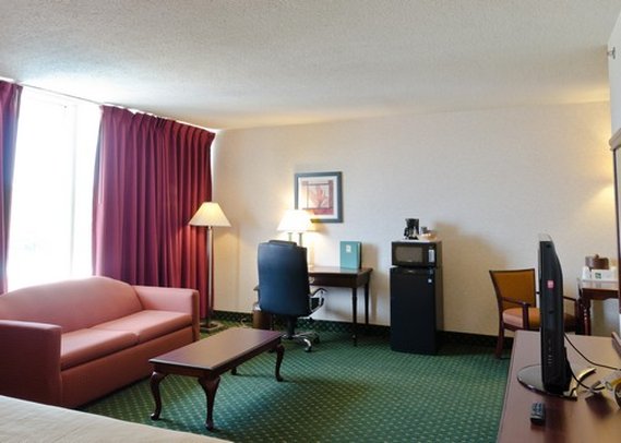 Quality Inn & Suites - Laurel, MD
