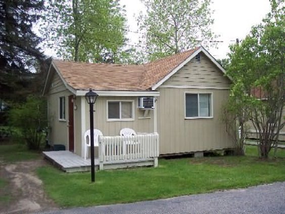 Kennebunk Gallery Motel - Kennebunk, ME