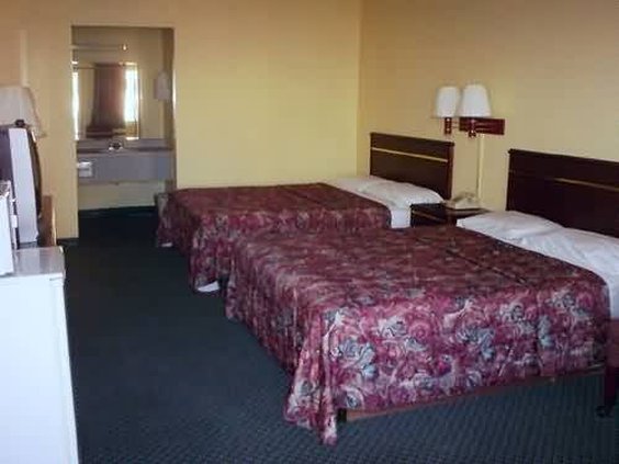 Regency Inn And Suites Rosenberg - Rosenberg, TX