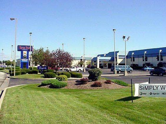 LEES INN & SUITES-MUNCIE - Muncie, IN